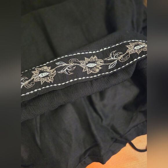 NWT Philosophy Women’s Wide leg Embroidered waist & hem flowy rayon pant Sz S - Picture 6 of 6